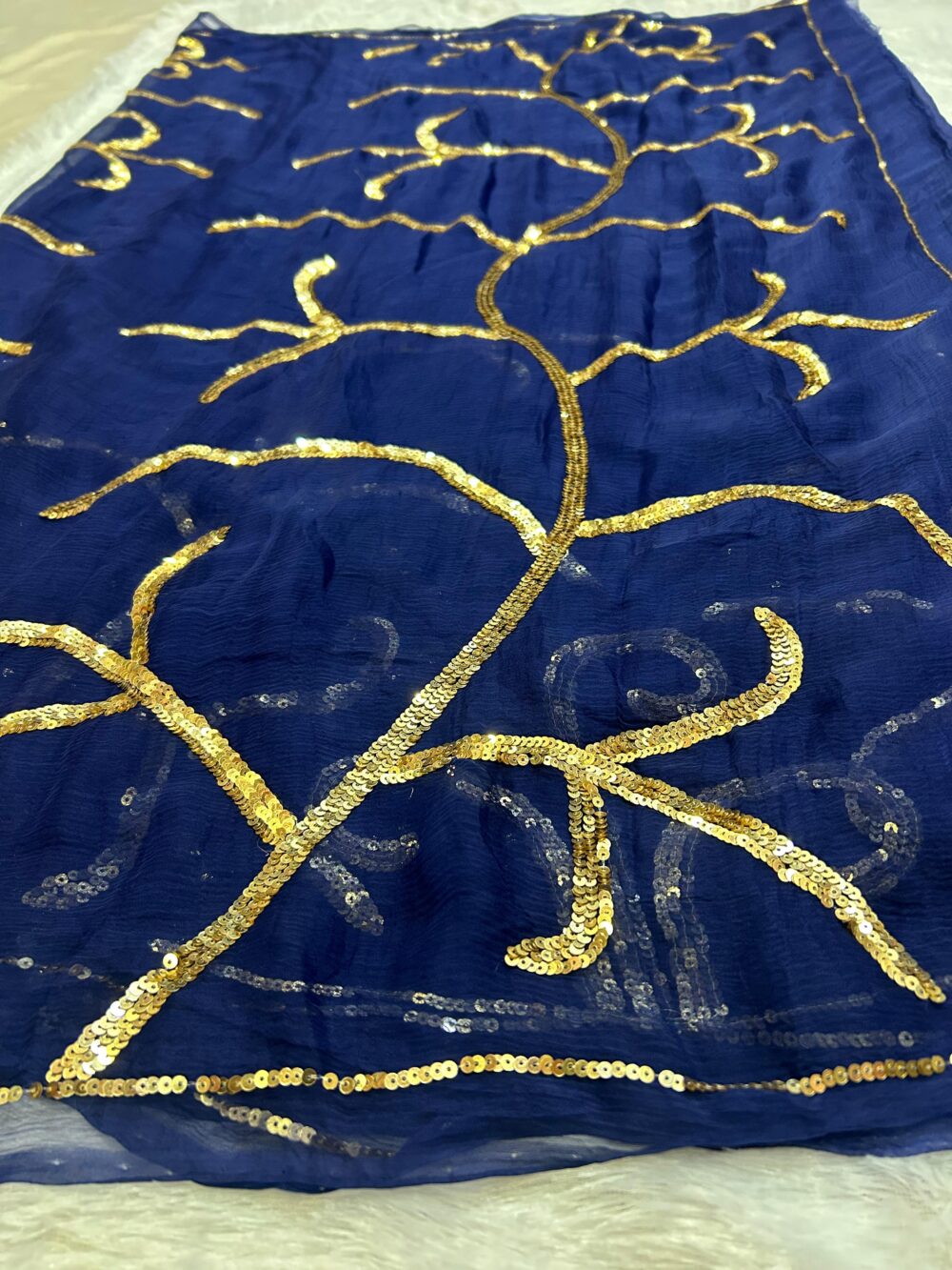 Pure Diamond Chiffon Saree With Sequence Work All Over (With Blouse) - Image 4