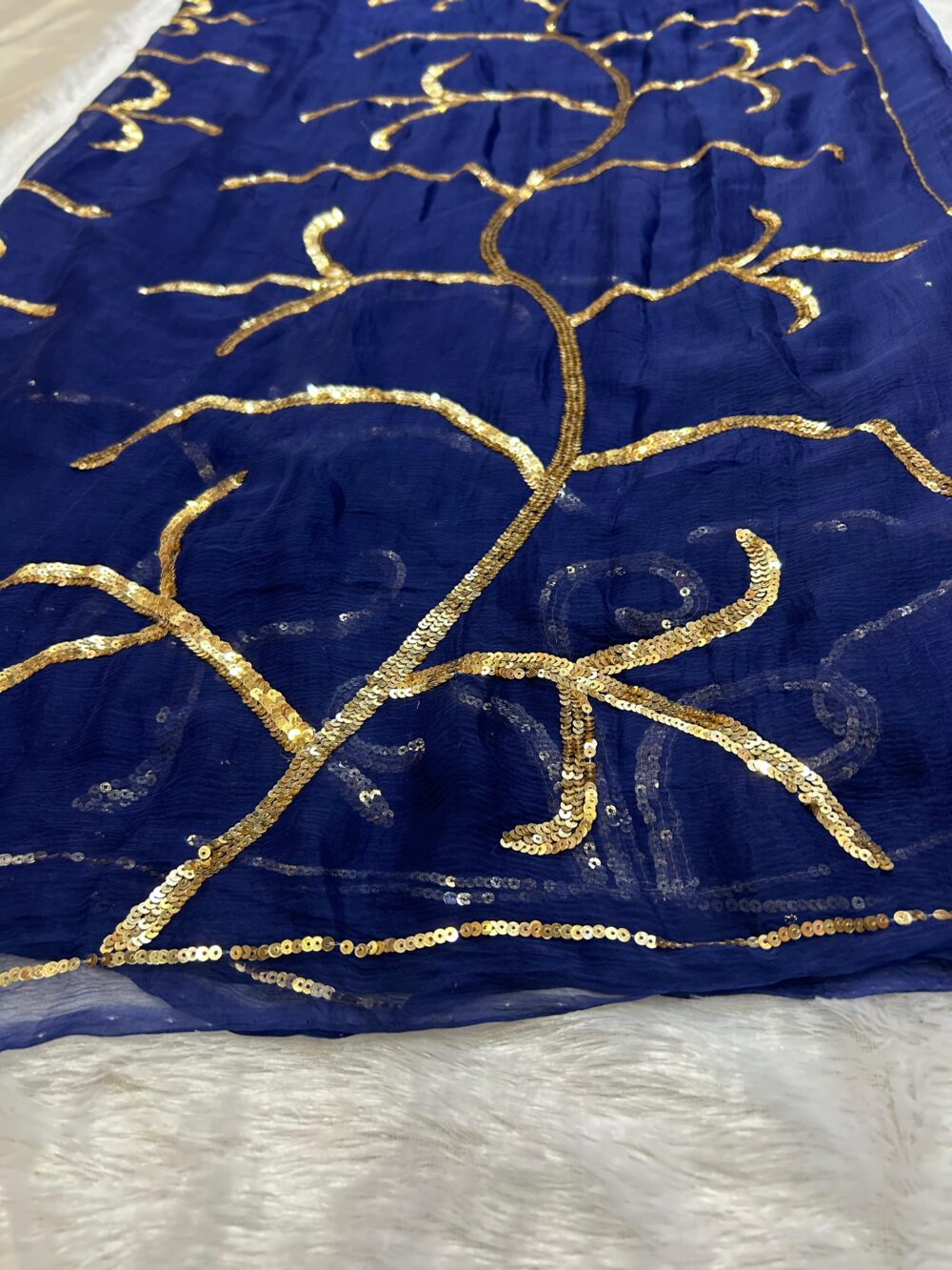 Pure Diamond Chiffon Saree With Sequence Work All Over (With Blouse) - Image 3
