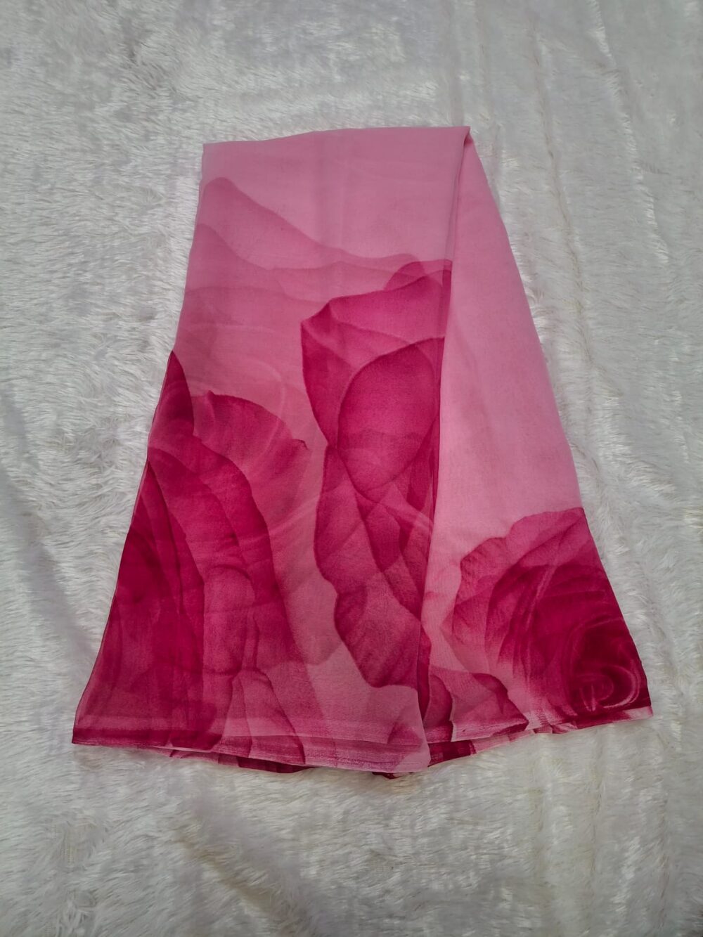 🌸 Royal Georgette Saree | Flower Print | Without Blouse 🌸 - Image 5