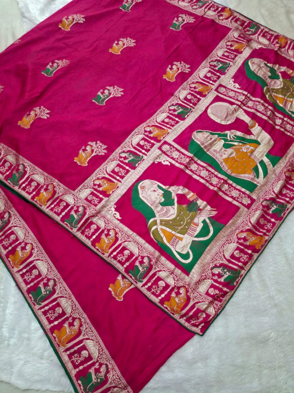 ✨ Trending Dola Silk Saree ✨ - Image 4
