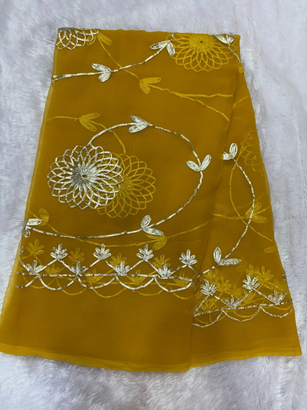 Handcrafted Kaachi Gota Full Jaal Saree (Royal Georgette) - Image 4
