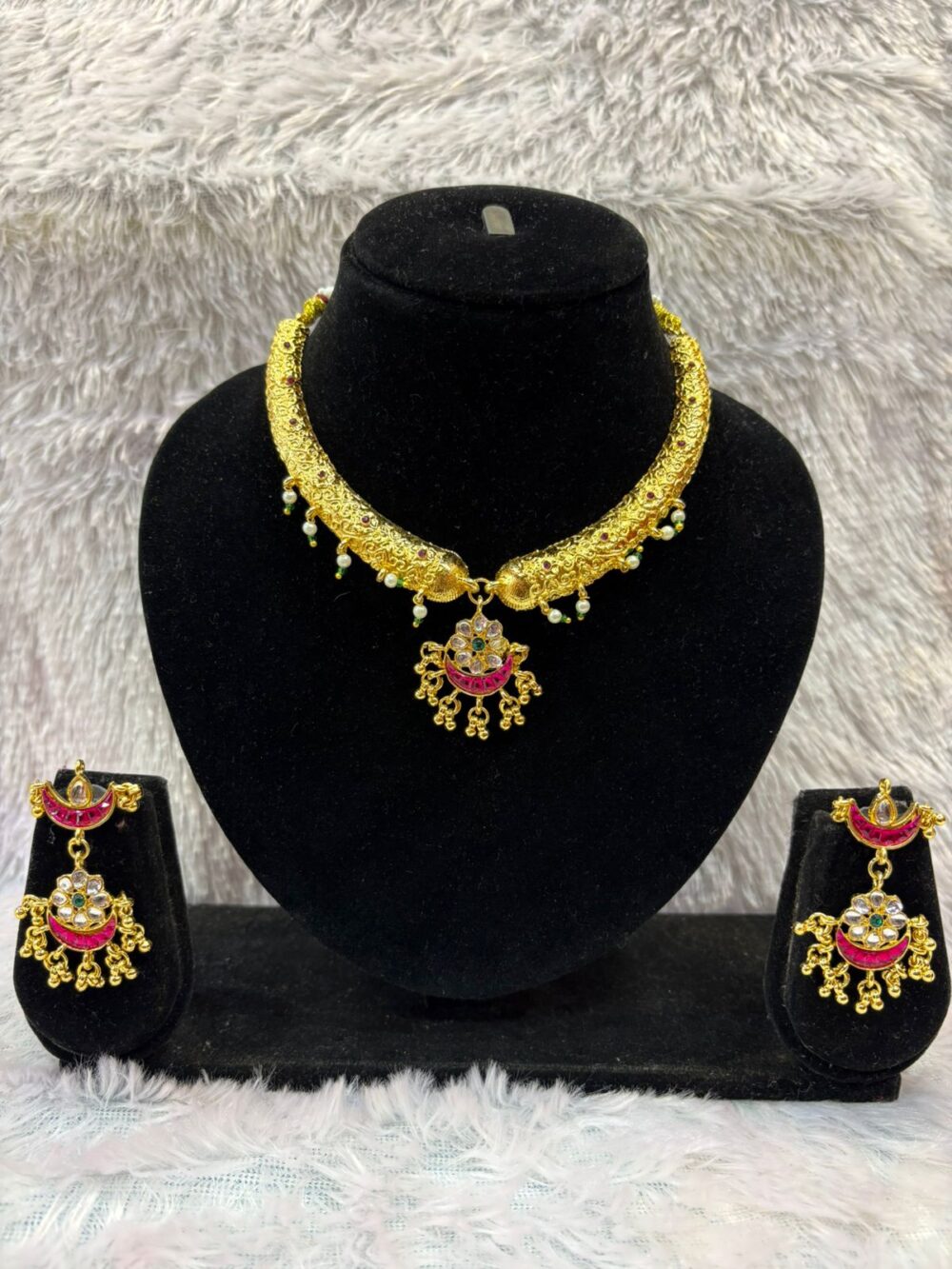 Shop Primary Image Shop Primary Image